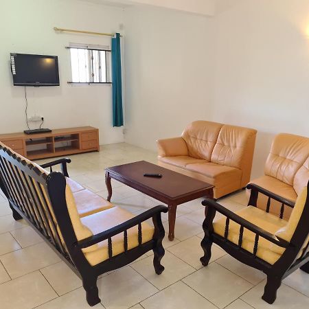 Oasis Tropical Aparthotel Pereybere Beach Buitenkant foto