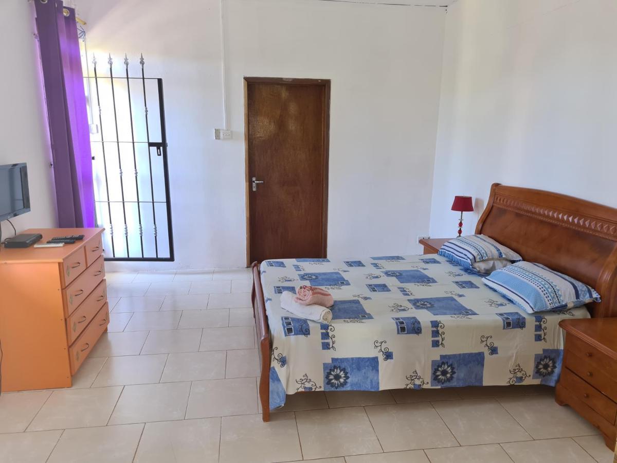 Oasis Tropical Aparthotel Pereybere Beach Buitenkant foto