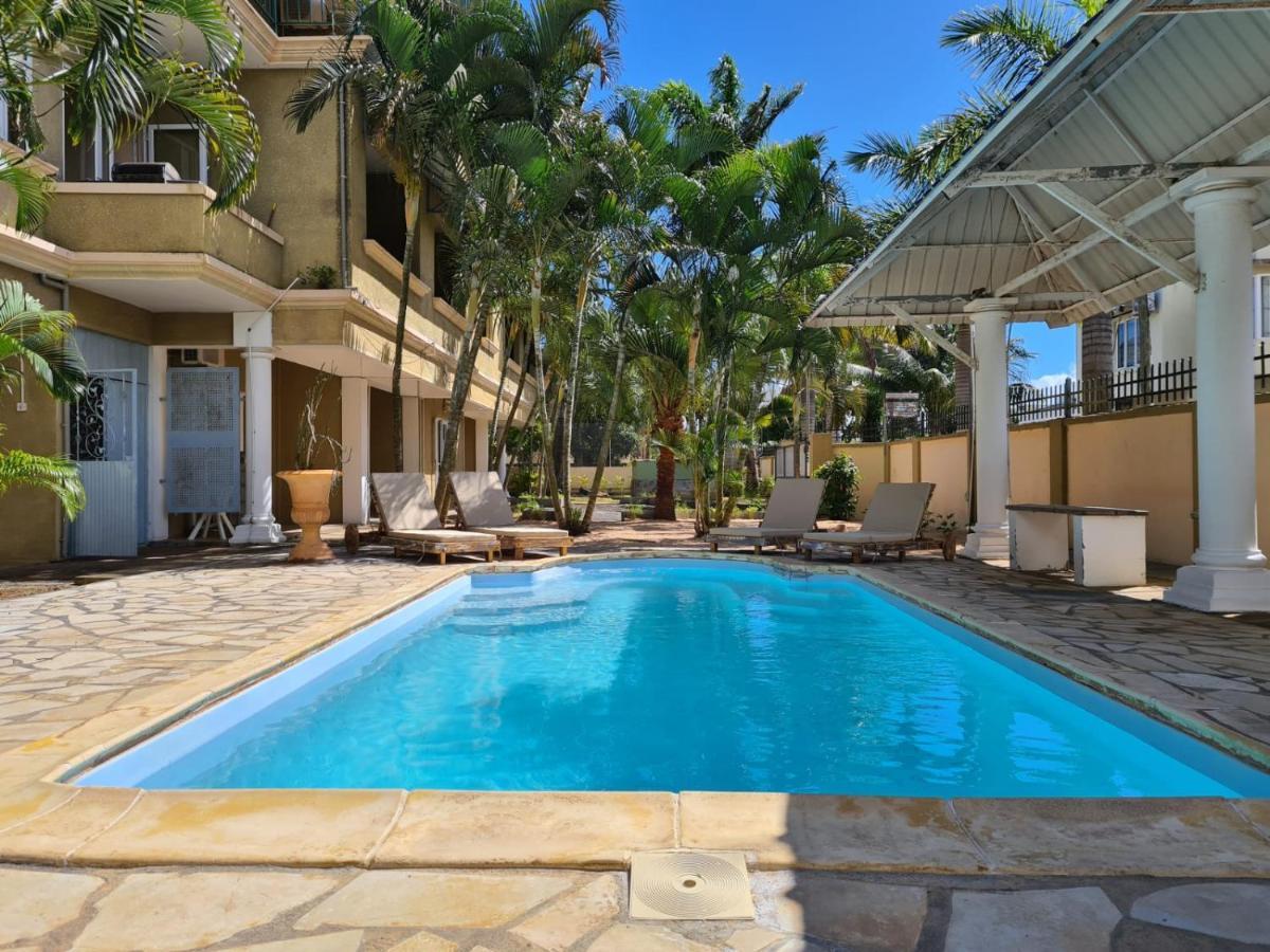 Oasis Tropical Aparthotel Pereybere Beach Buitenkant foto