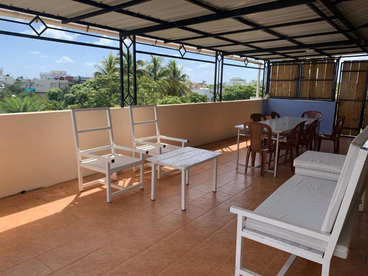 Oasis Tropical Aparthotel Pereybere Beach Buitenkant foto